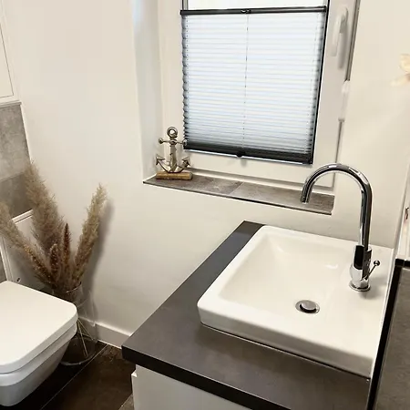 Anker Mit 2 Doppelhaushälften Apartment